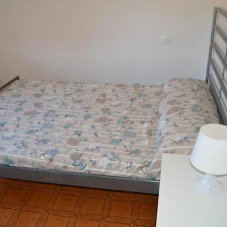 Apartament 17 *